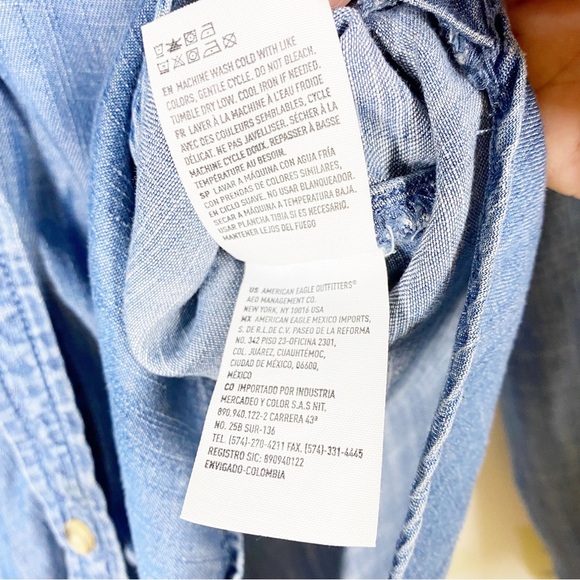 American Eagle Outfitters AEO Chambray Denim Boyfriend Button Down Shirt S - Picture 10 of 12